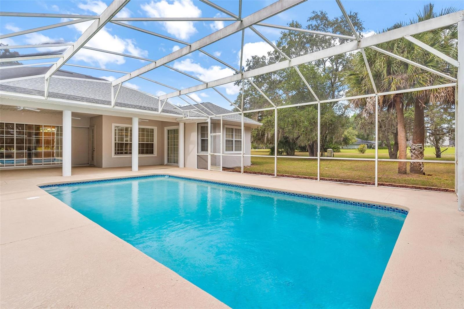 LAKE DALHOUSIE ESTATES - Residential