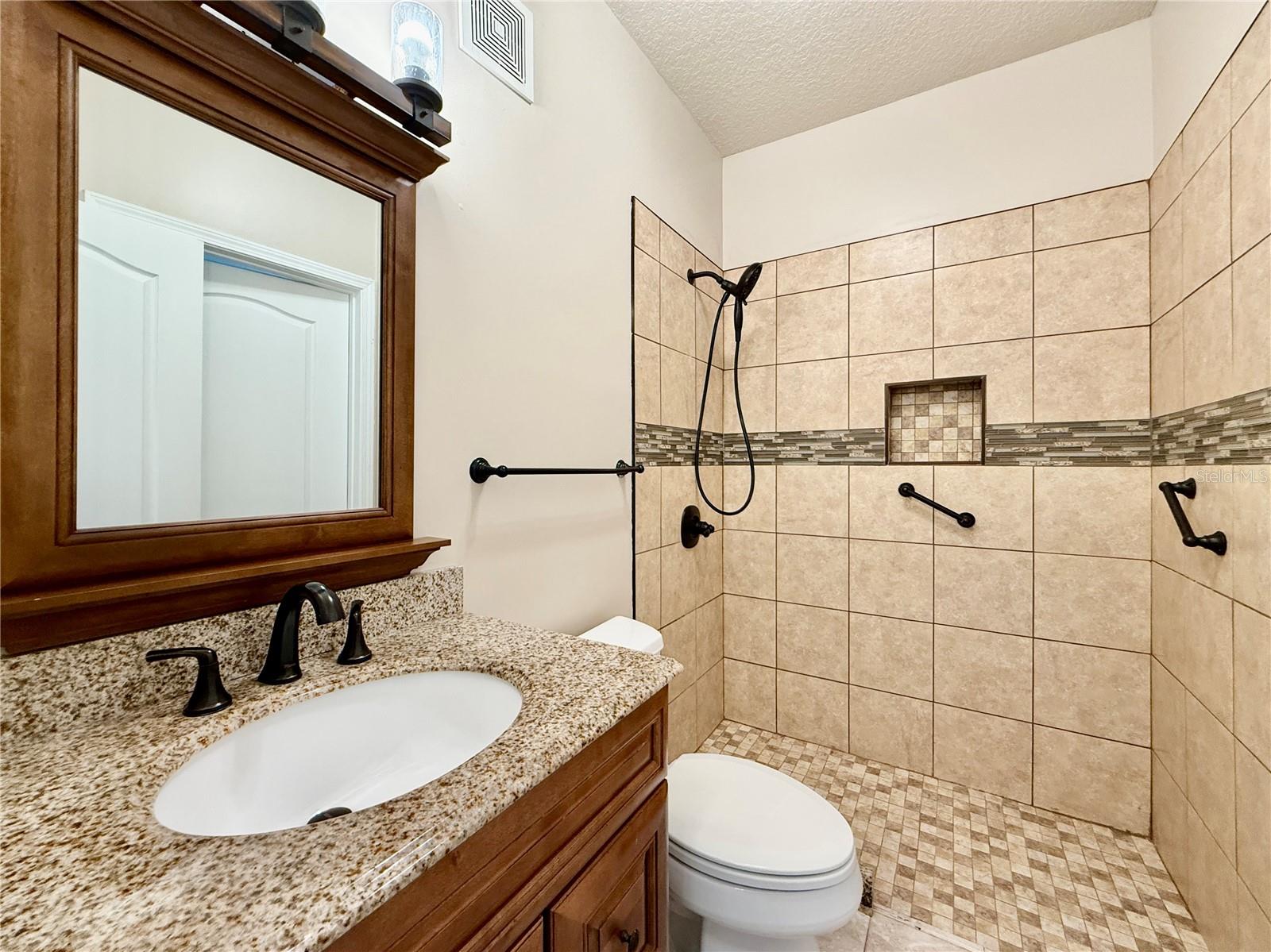 THE VILLAS CONDO - Residential