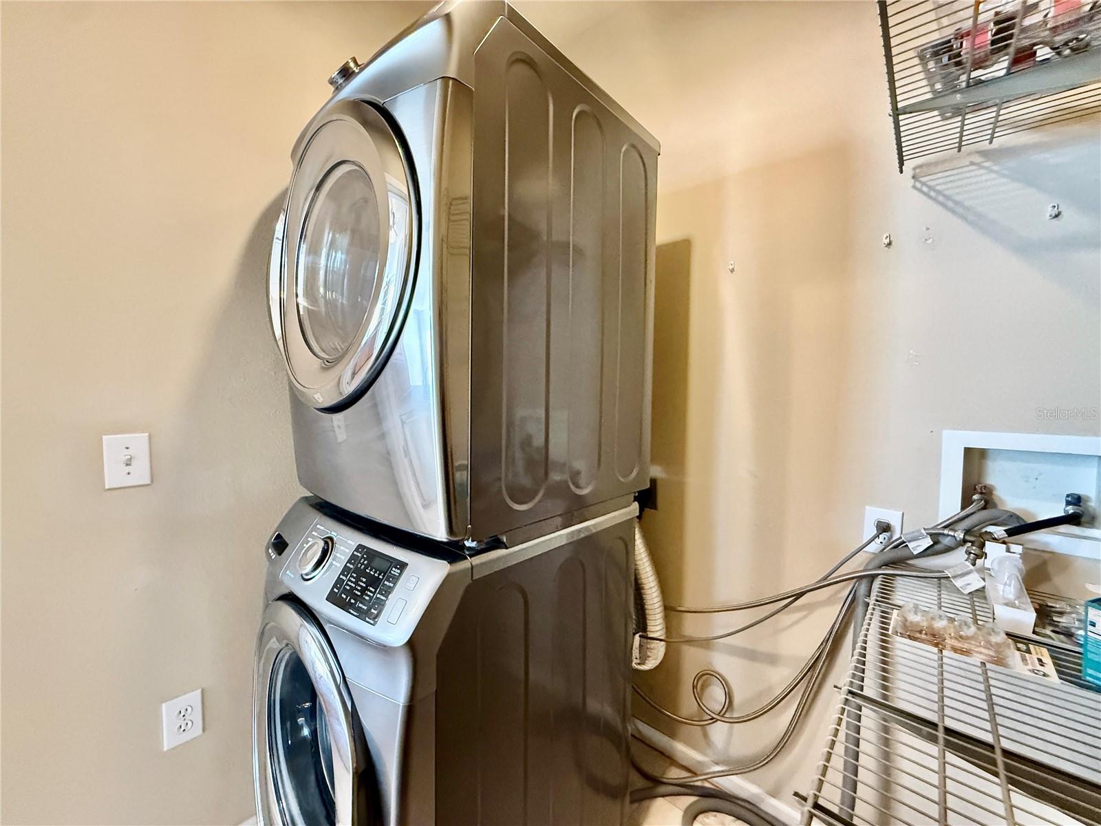 THE VILLAS CONDO - Residential