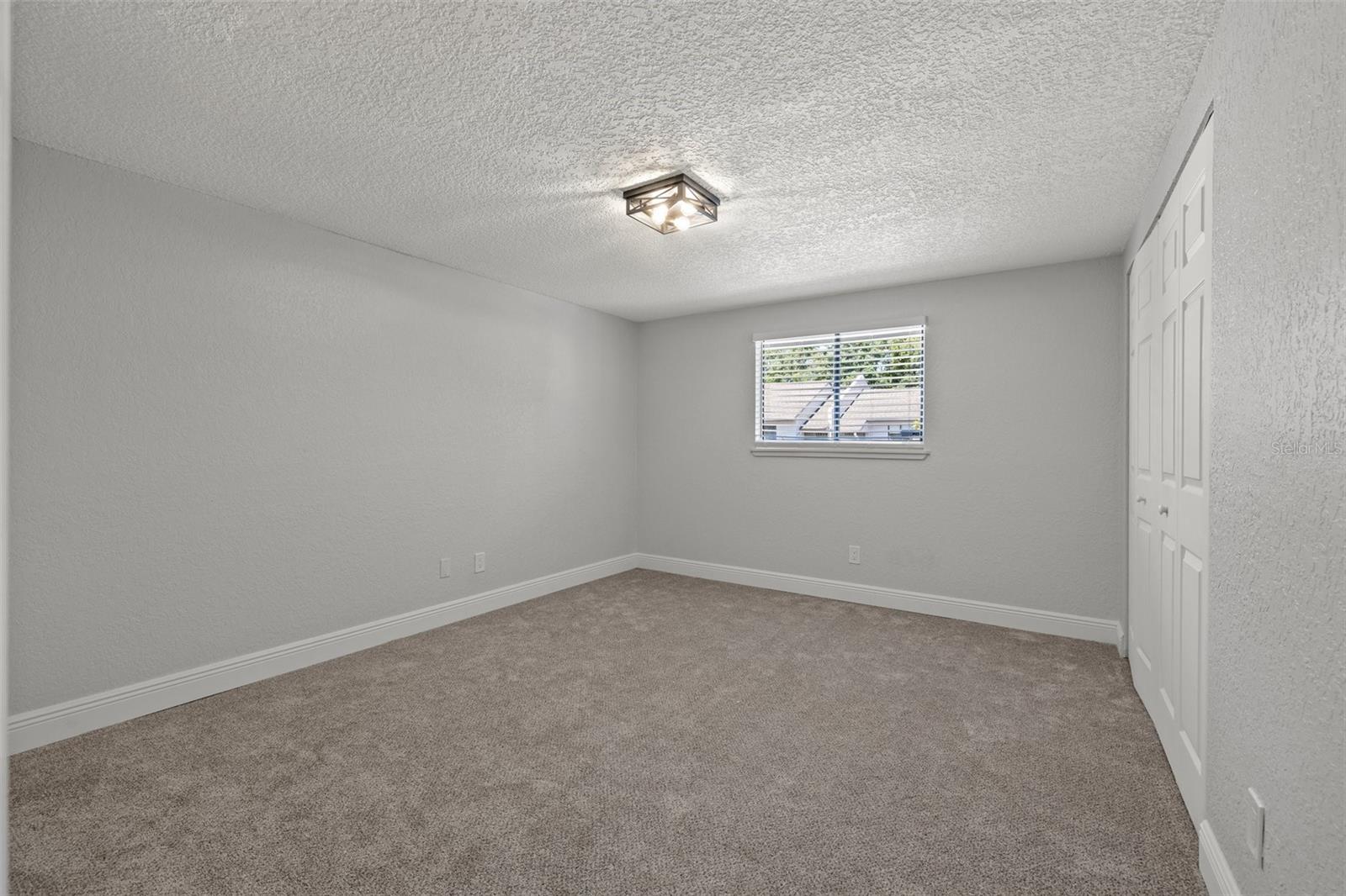 CARLYLE GARDEN TWNHMS A CON - Residential