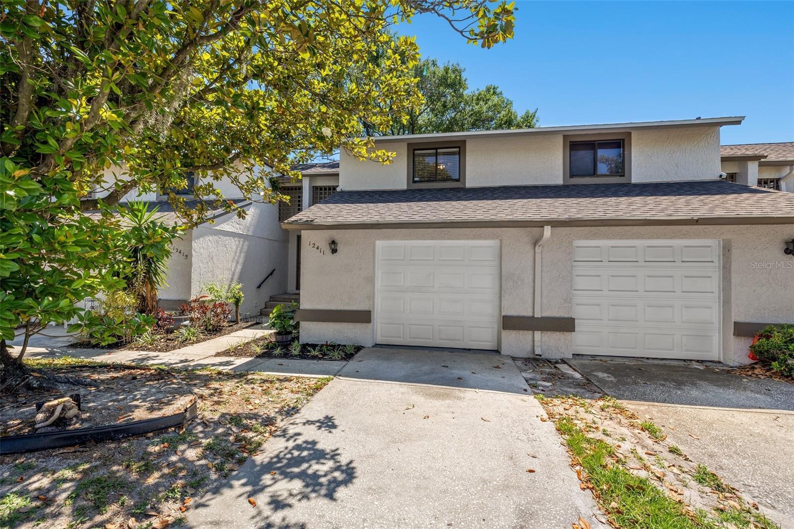 CARLYLE GARDEN TWNHMS A CON - Residential