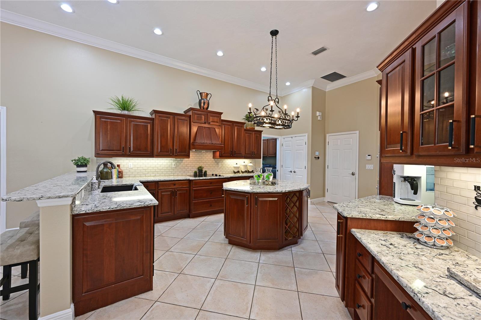 OAK CREEK - Residential