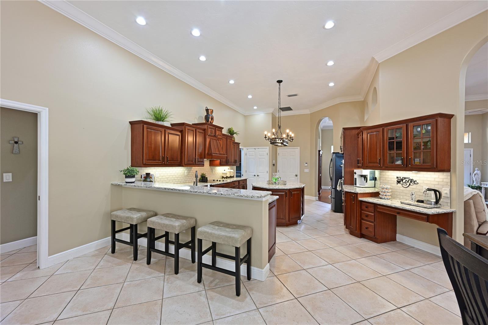 OAK CREEK - Residential