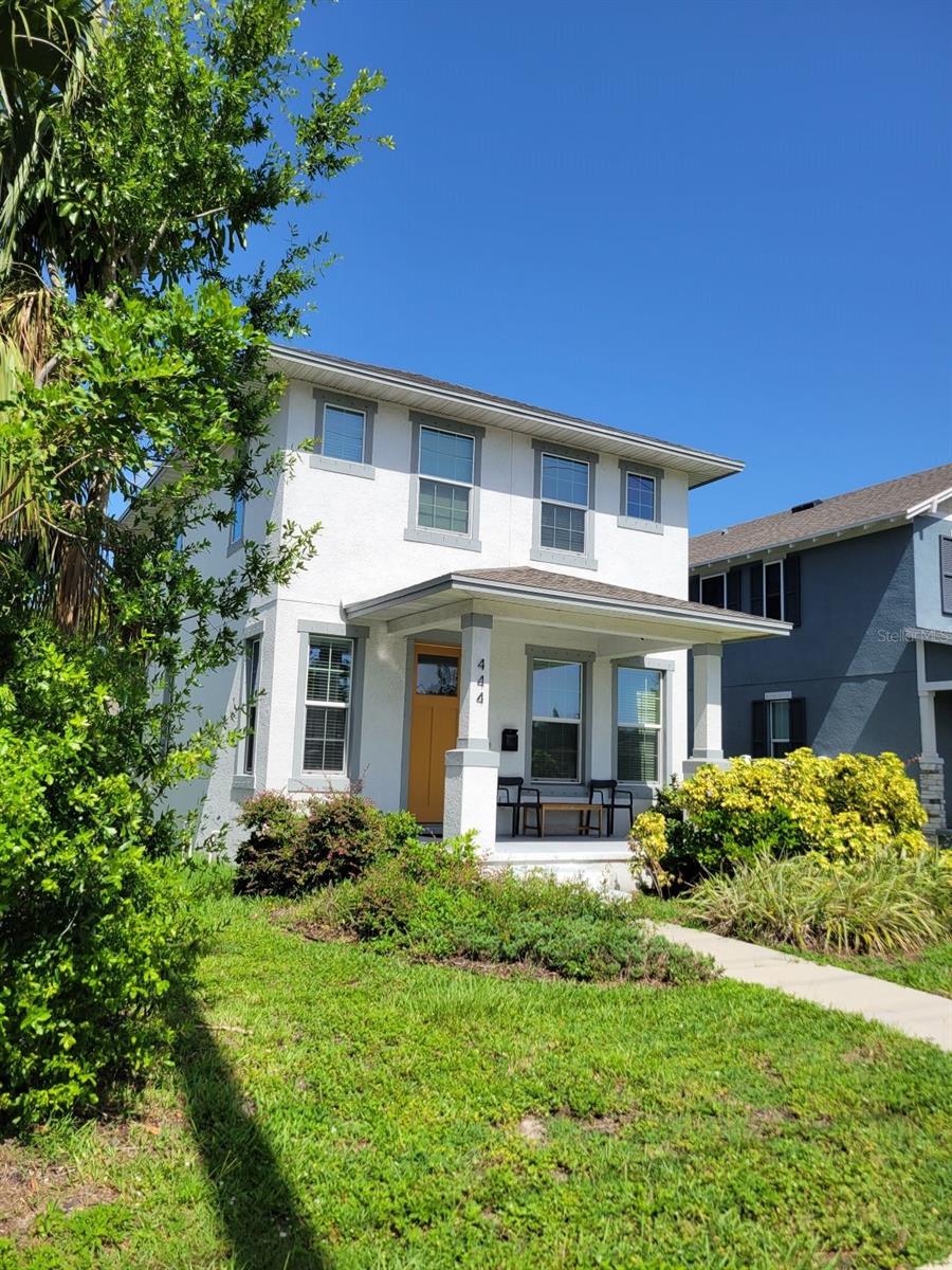 Welcome home to an address that captures the essence of downtown living but offers a tranquil suburban lifestyle. Our recently constructed, 2020, home sits high amidst the captivating landmarks between the serene Gulf beaches of St Pete and Treasure Island and the high-spirited entertainment, arts and sports arenas of downtown St Petersburg. Embodying the classic Sanderling model, the house highlights an inviting, covered front porch and a versatile, detached two-car garage. Comprehensive hurricane shutters ensure your peace of mind during stormy seasons. Step inside to an open floor plan where the kitchen invites positive vibes. Regular culinary explorations are made easy with a handy island, alongside a walk-in pantry ensuring ample storage. The ground level also boasts vast storage spaces and a tastefully designed half-bathroom. Upstairs, discover the impressive trio of bedrooms featuring a shared Jack and Jill bathroom for guest rooms. Convenience is top-tier with a full-sized washer and dryer located on the second floor. The house's modern construction ensures beneficial insurance discounts to the homeowners making it a smart choice. Enjoy expedient access to Tampa International, St Pete/Clearwater Airport and downtown Tampa Riverwalk/Armature Works, all under a 30-minute drive. Plus, bask in the freedom with No HOA fees! Contact us right away for details and schedule a tour!
Minimum qualifications – over 3 times rent amount income, 550 credit, no evictions, clean criminal history