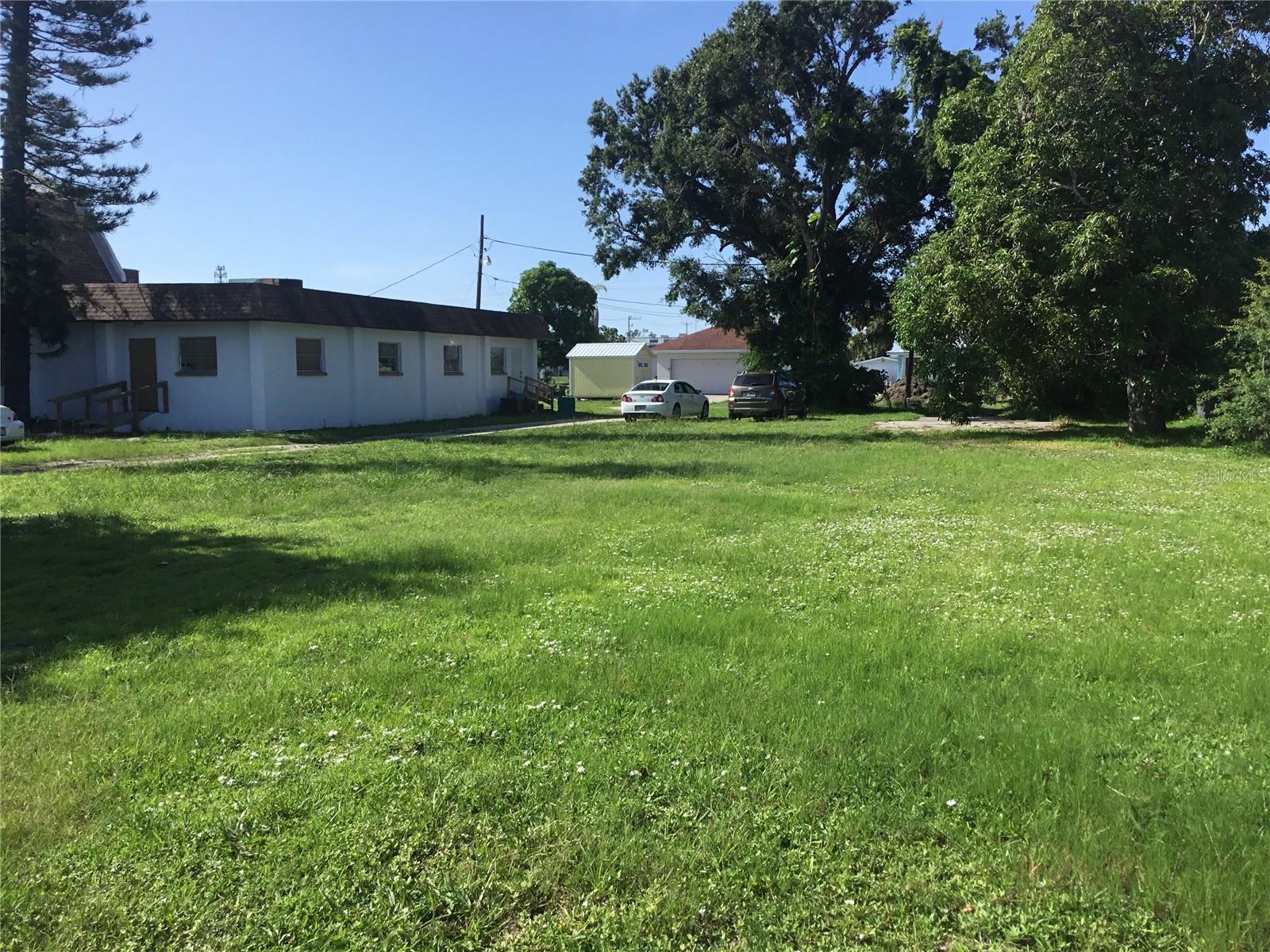 501 & 505 11TH STREET DRIVE W