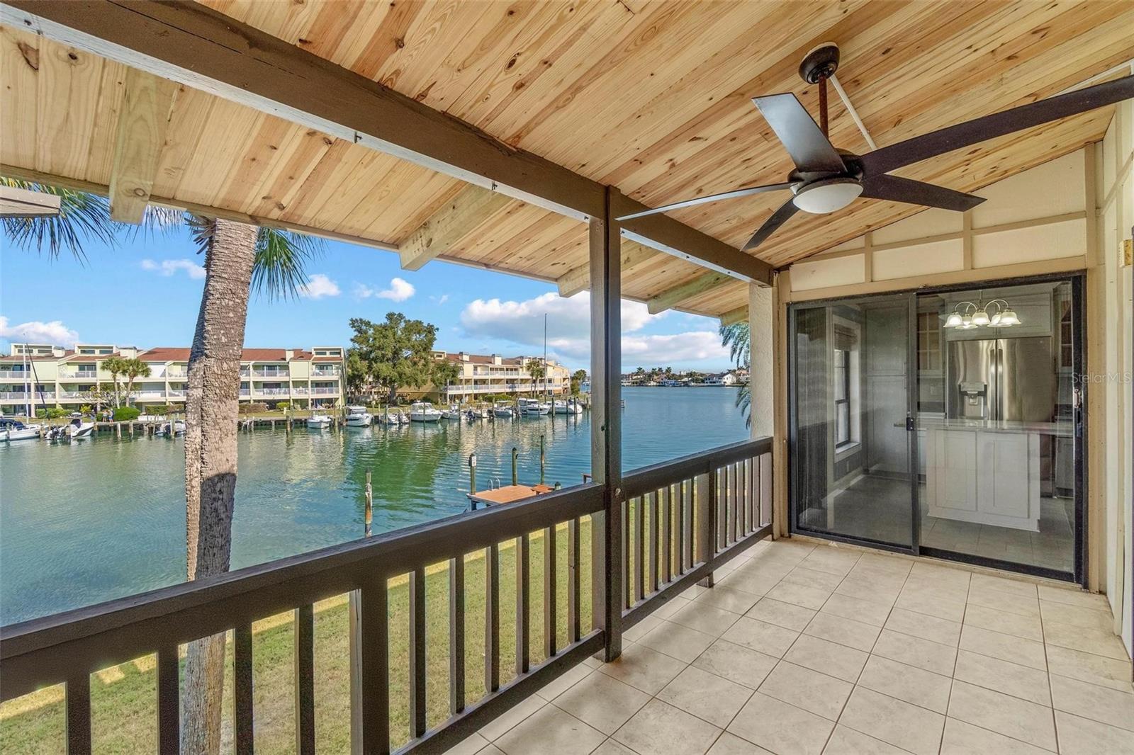 LA COSTA BRAVA CONDO 1 - Residential