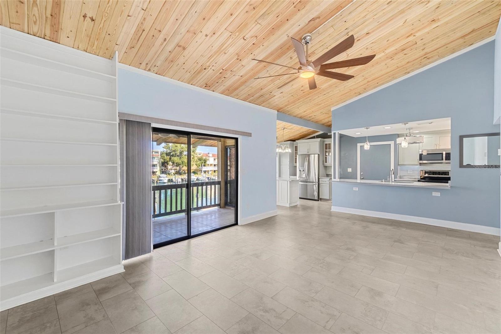 LA COSTA BRAVA CONDO 1 - Residential