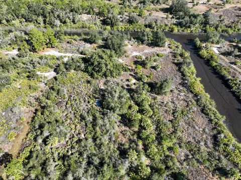 1321 WALLAROO COURT PUNTA GORDA FL 33983