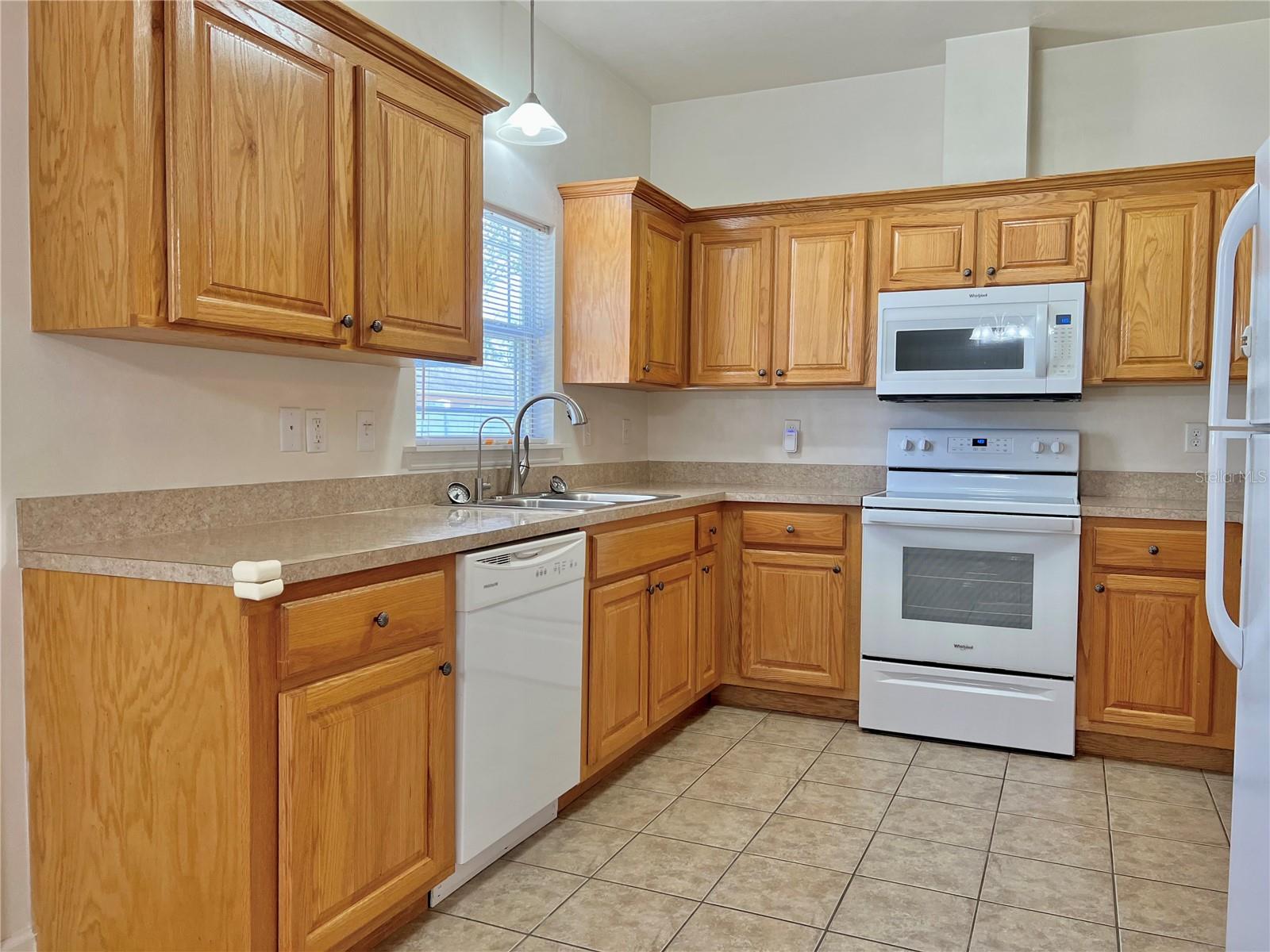 SPANISH GATES - Residential