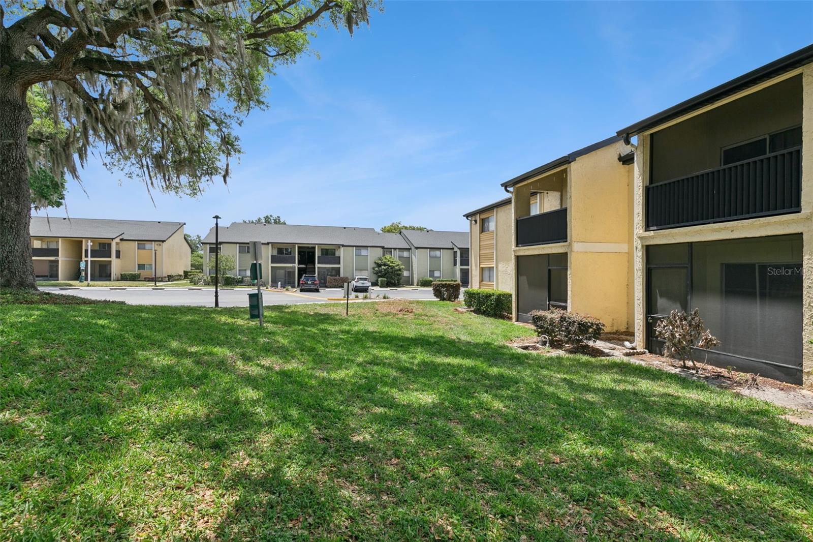 900 LAKE DESTINY ROAD B