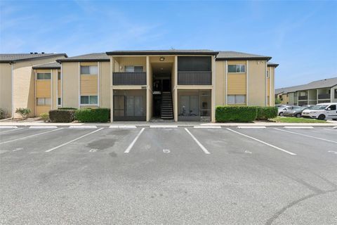 Photo of 900 Lake Destiny Road #B, Altamonte Springs, FL 32714 (MLS # O6398337)