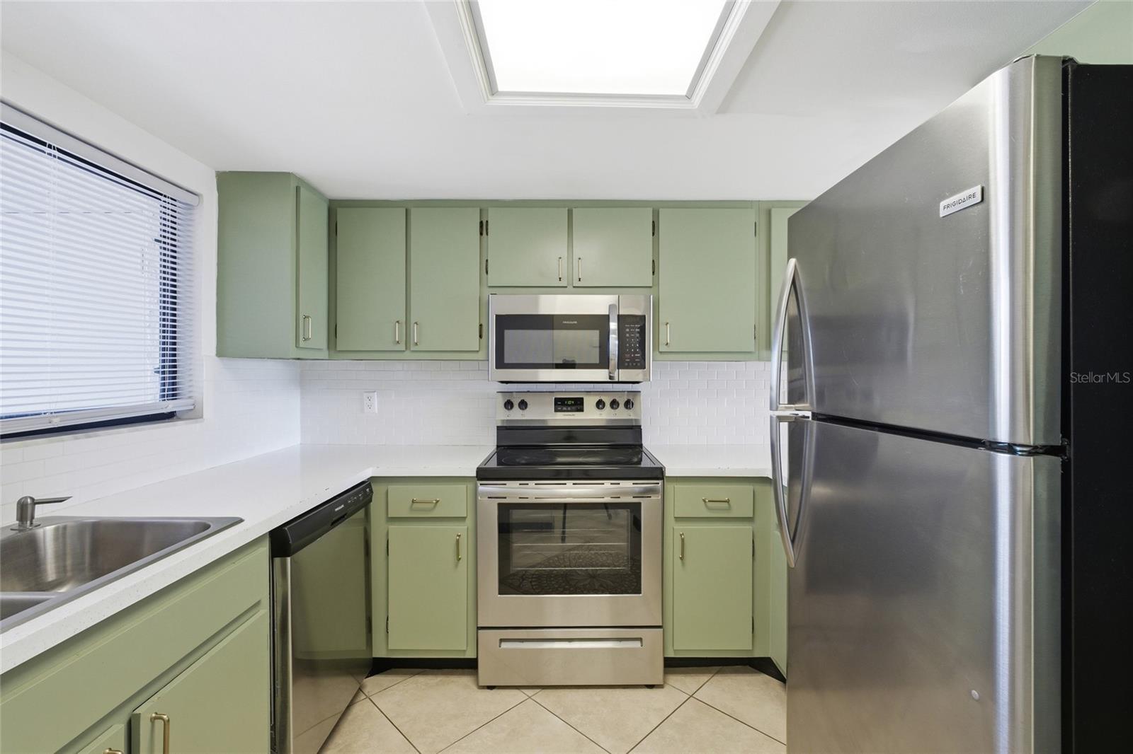 LAKE LOTUS CLUB 1 A CONDO - Residential