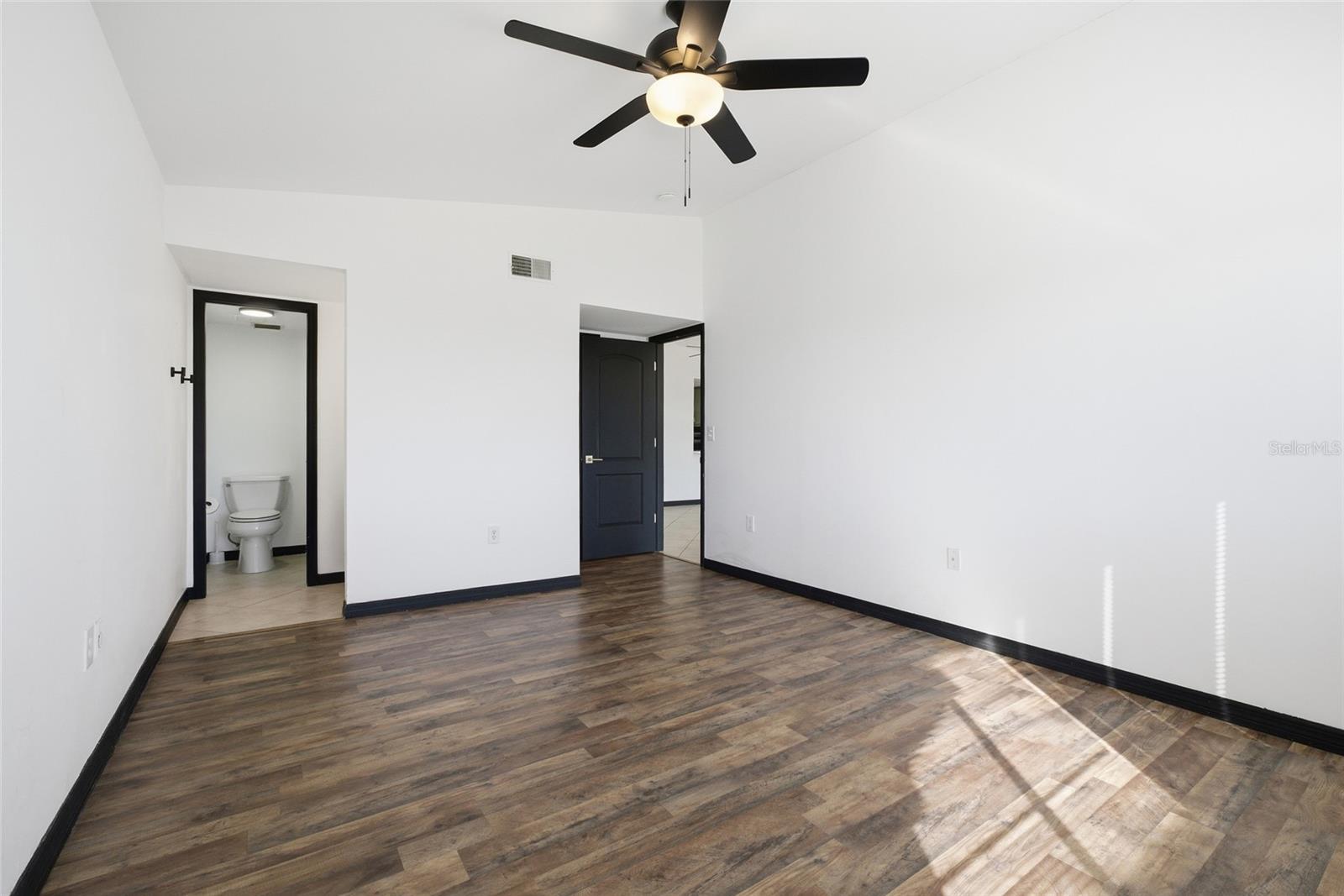 LAKE LOTUS CLUB 1 A CONDO - Residential