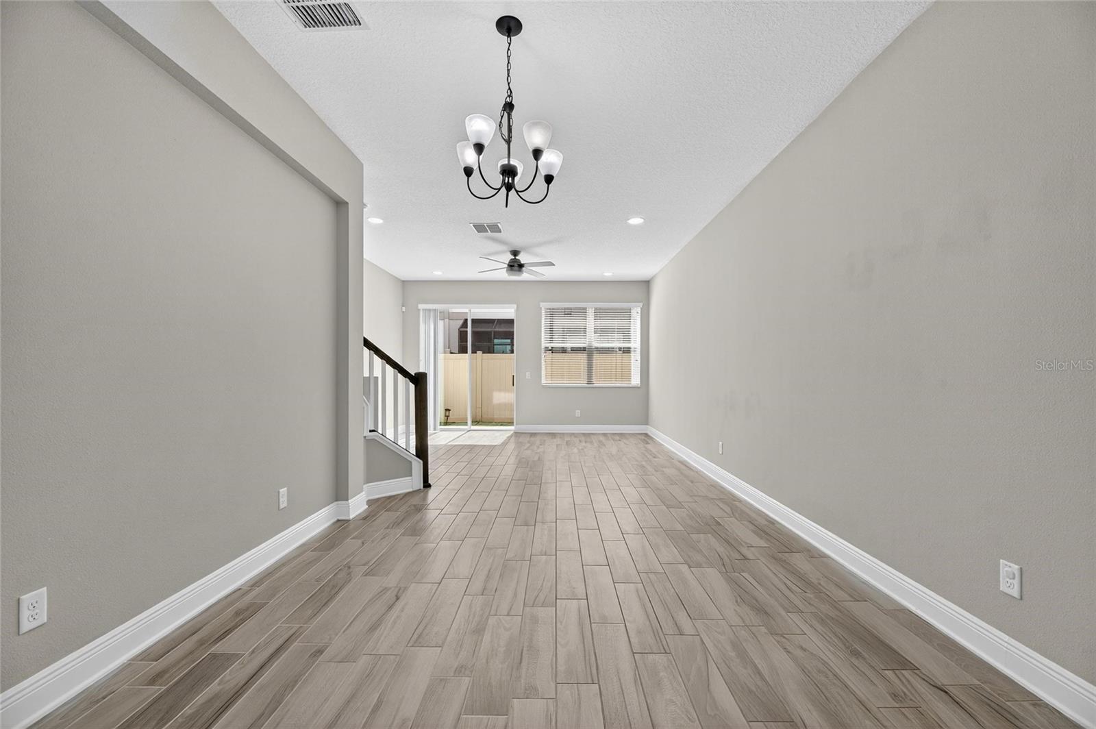 TOWNS AT BELLEAIR GROVE - Residential
