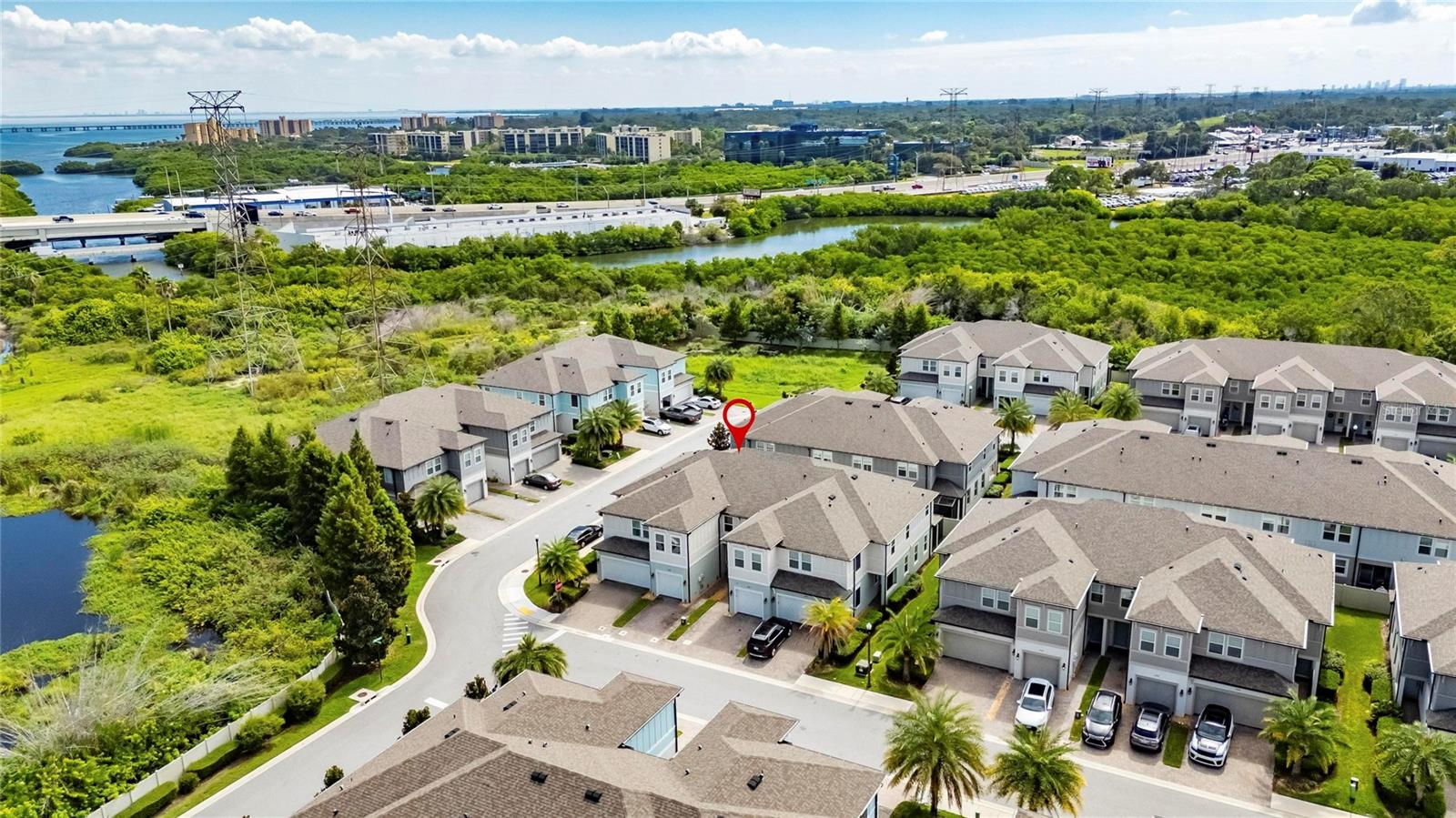 TOWNS AT BELLEAIR GROVE - Residential