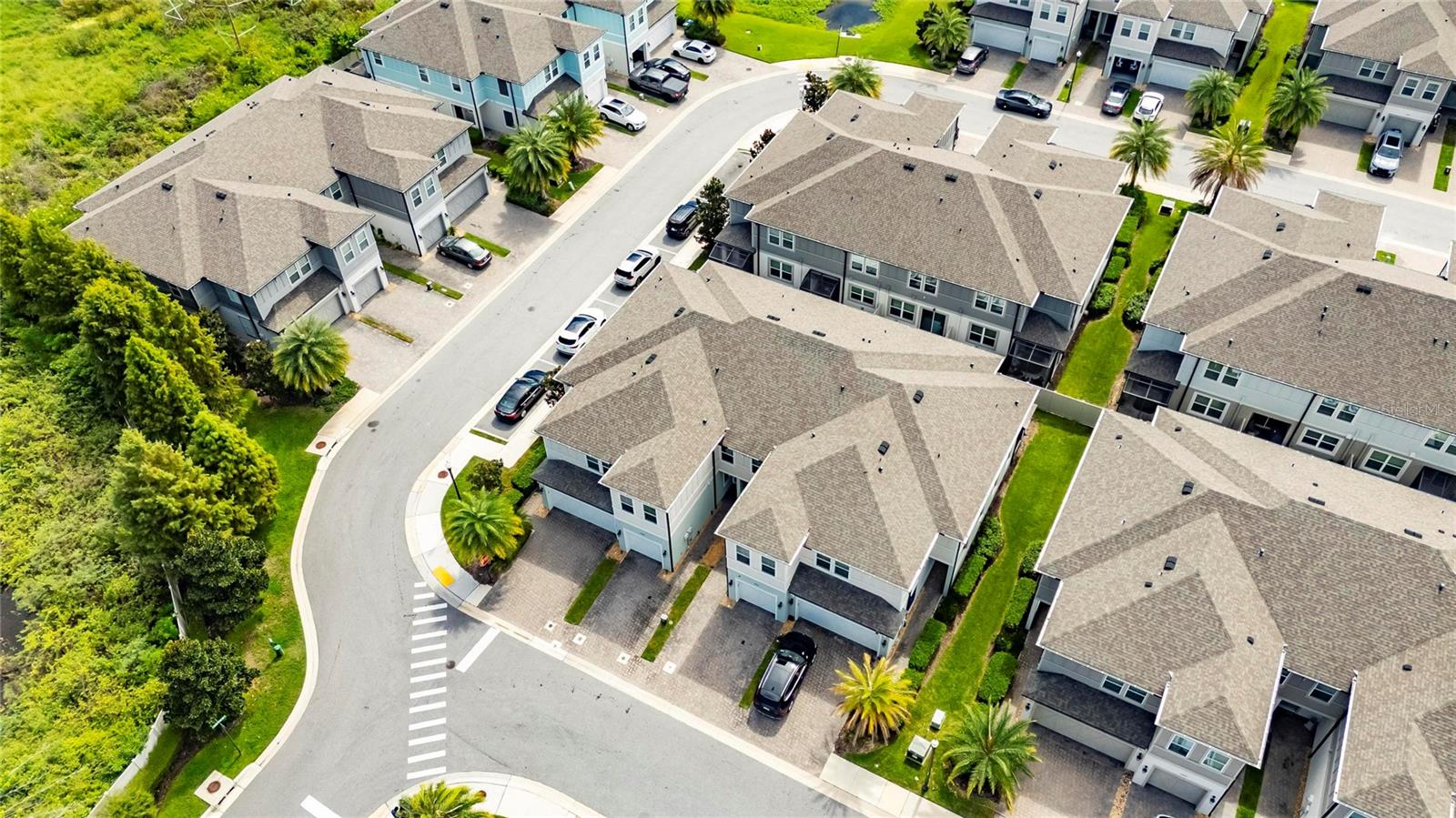 TOWNS AT BELLEAIR GROVE - Residential