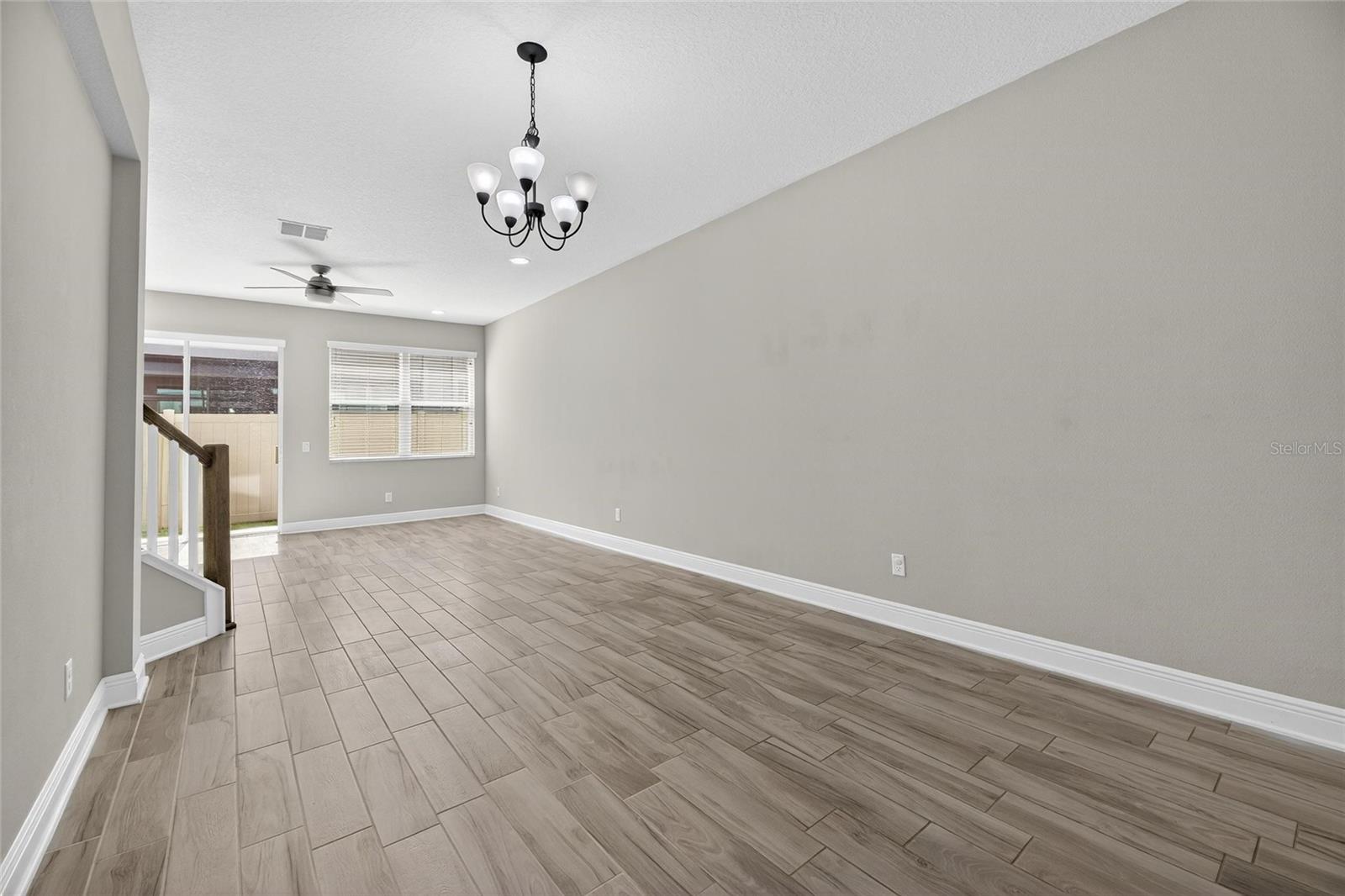 TOWNS AT BELLEAIR GROVE - Residential