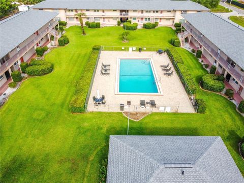 Photo of 1100 E Caroline Street #121, Tavares, FL 32778 (MLS # O6338036)