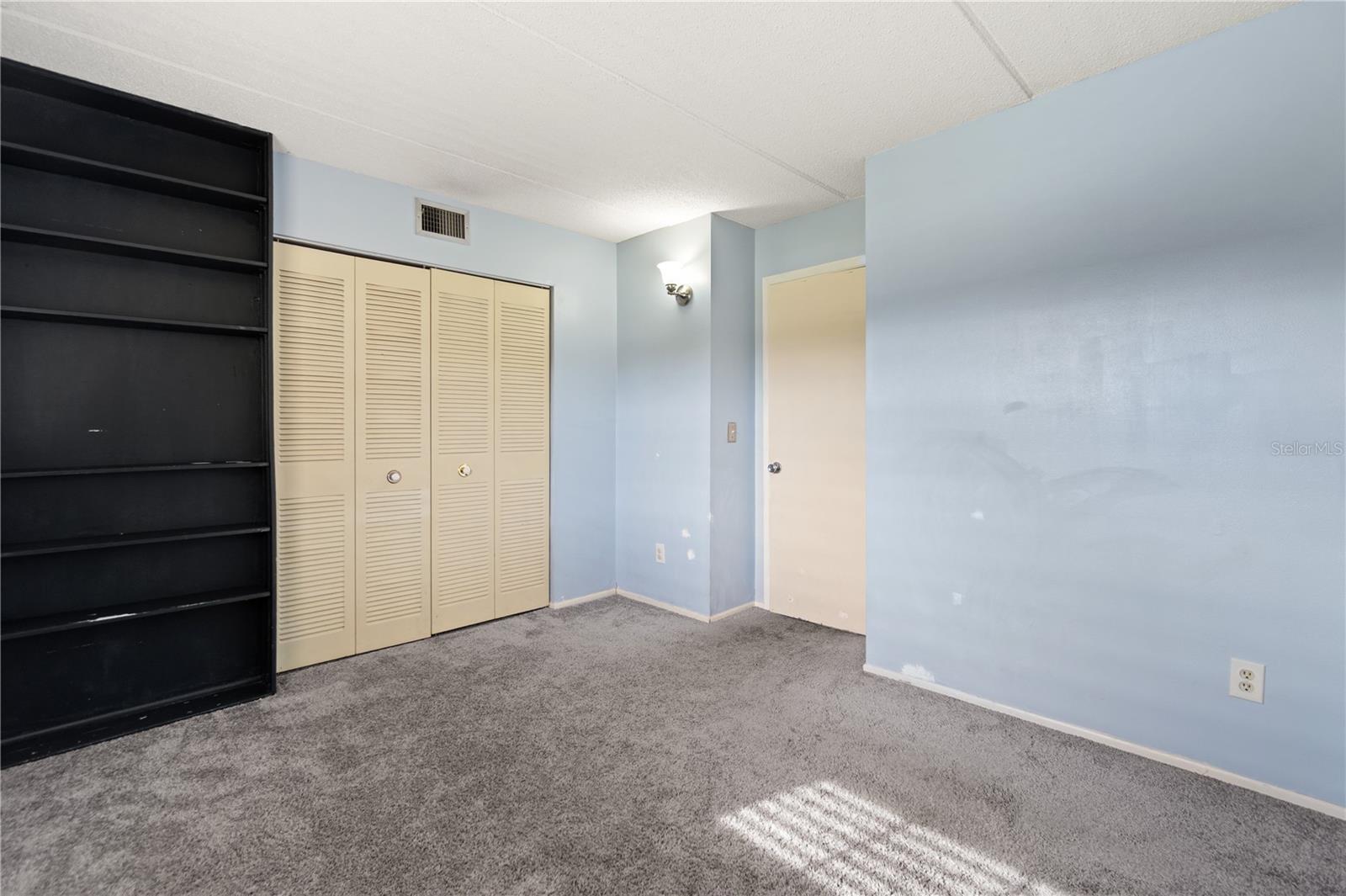 TAVARES LAKEVIEW CONDO - Residential