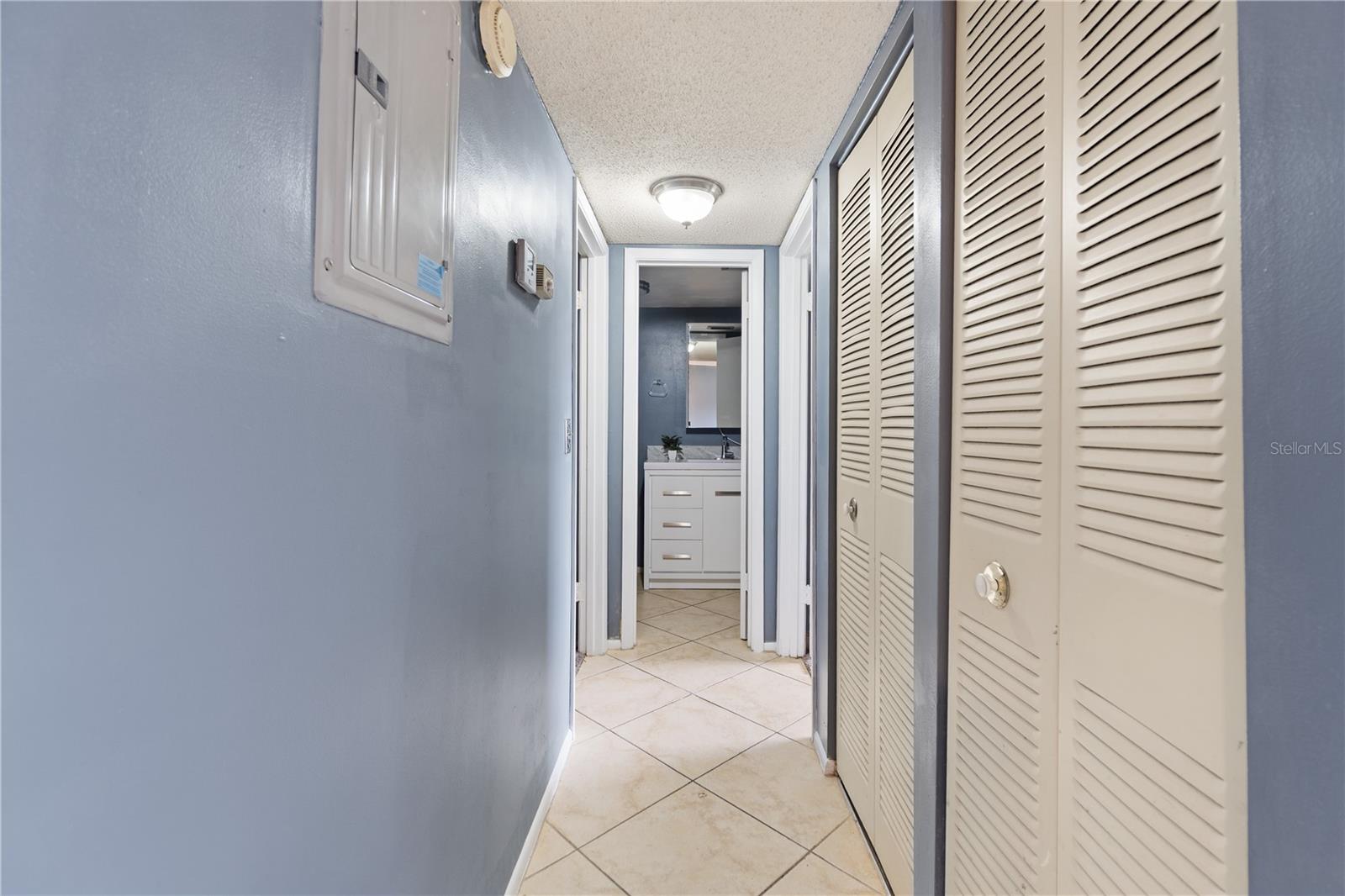 TAVARES LAKEVIEW CONDO - Residential