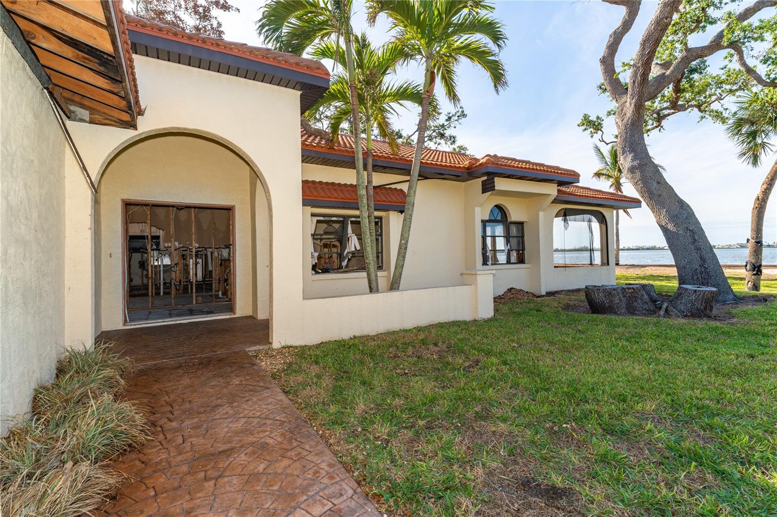 99 W RIVERVIEW AVENUE