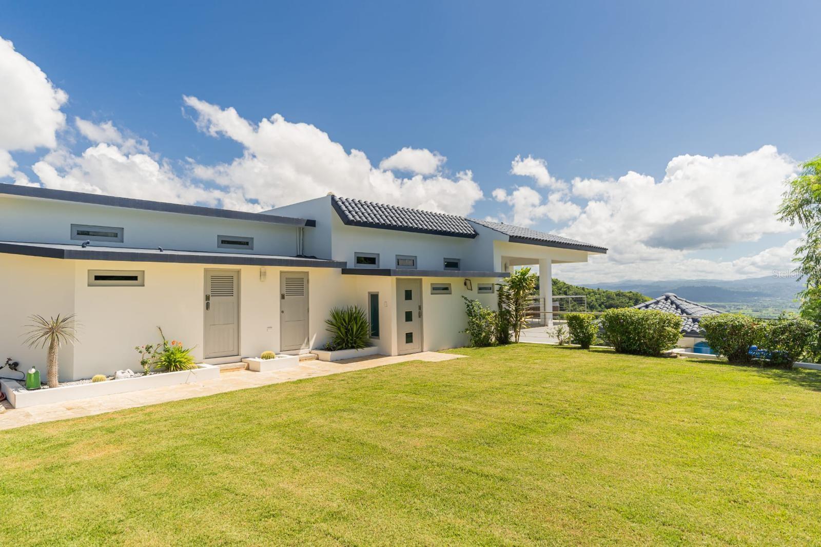 PALATINE HILL - Residential