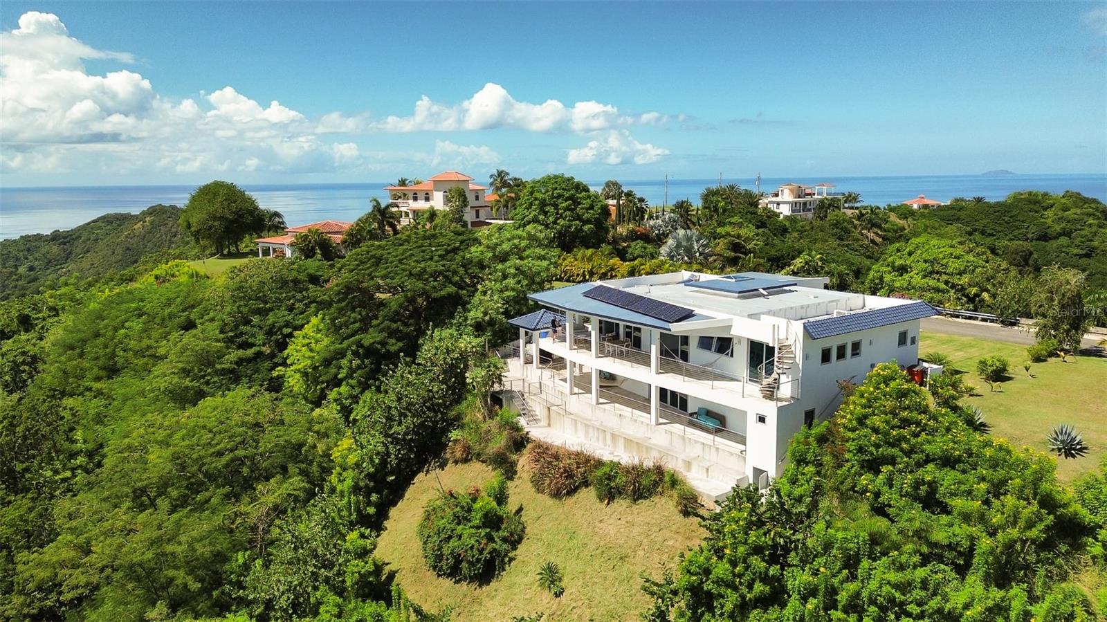 PALATINE HILL - Residential