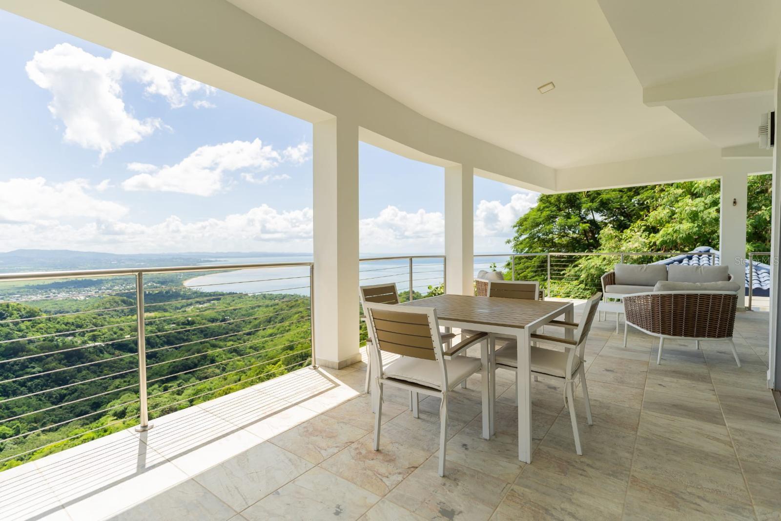 PALATINE HILL - Residential