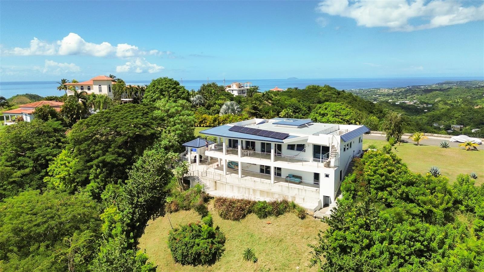 PALATINE HILL - Residential