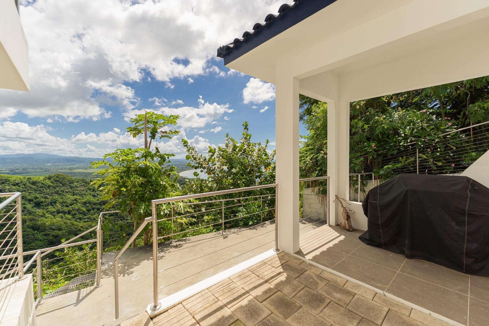 PALATINE HILL - Residential