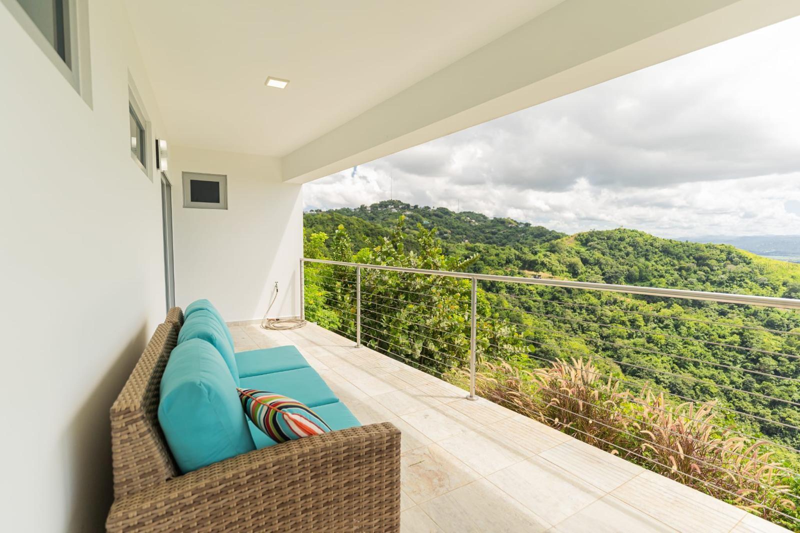 PALATINE HILL - Residential