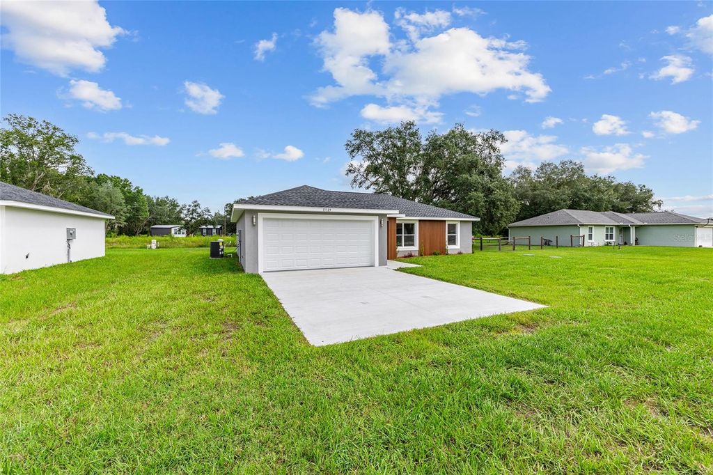 Photo of 13329 SW 106 Street, Dunnellon, FL 34432 (MLS # OM697225)