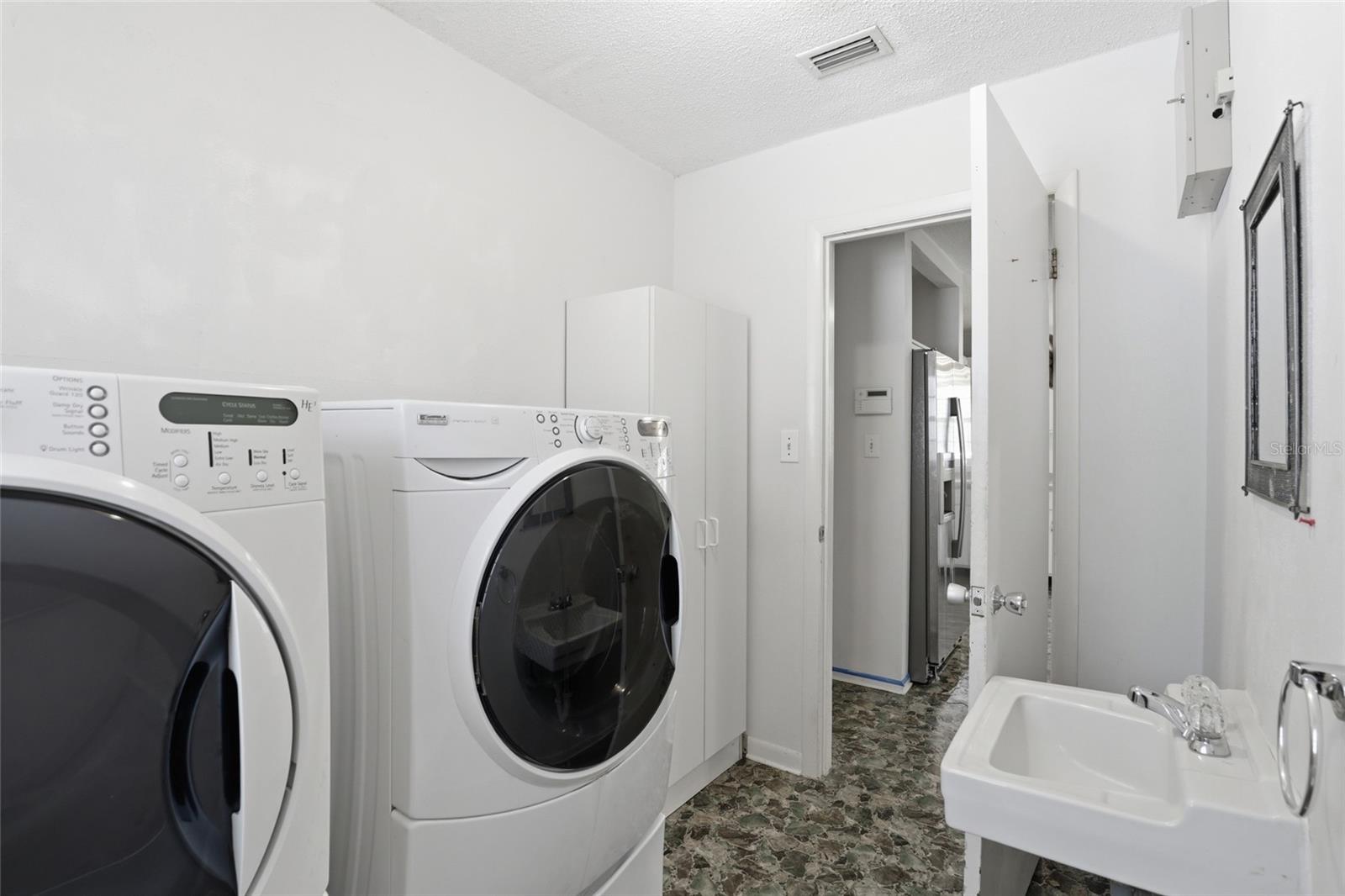 WIMBERLYY ESTATE MYRICKS ADD REP - Residential