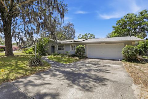 Photo of 4006 NW 36th Terrace, Gainesville, FL 32605 (MLS # GC539198)