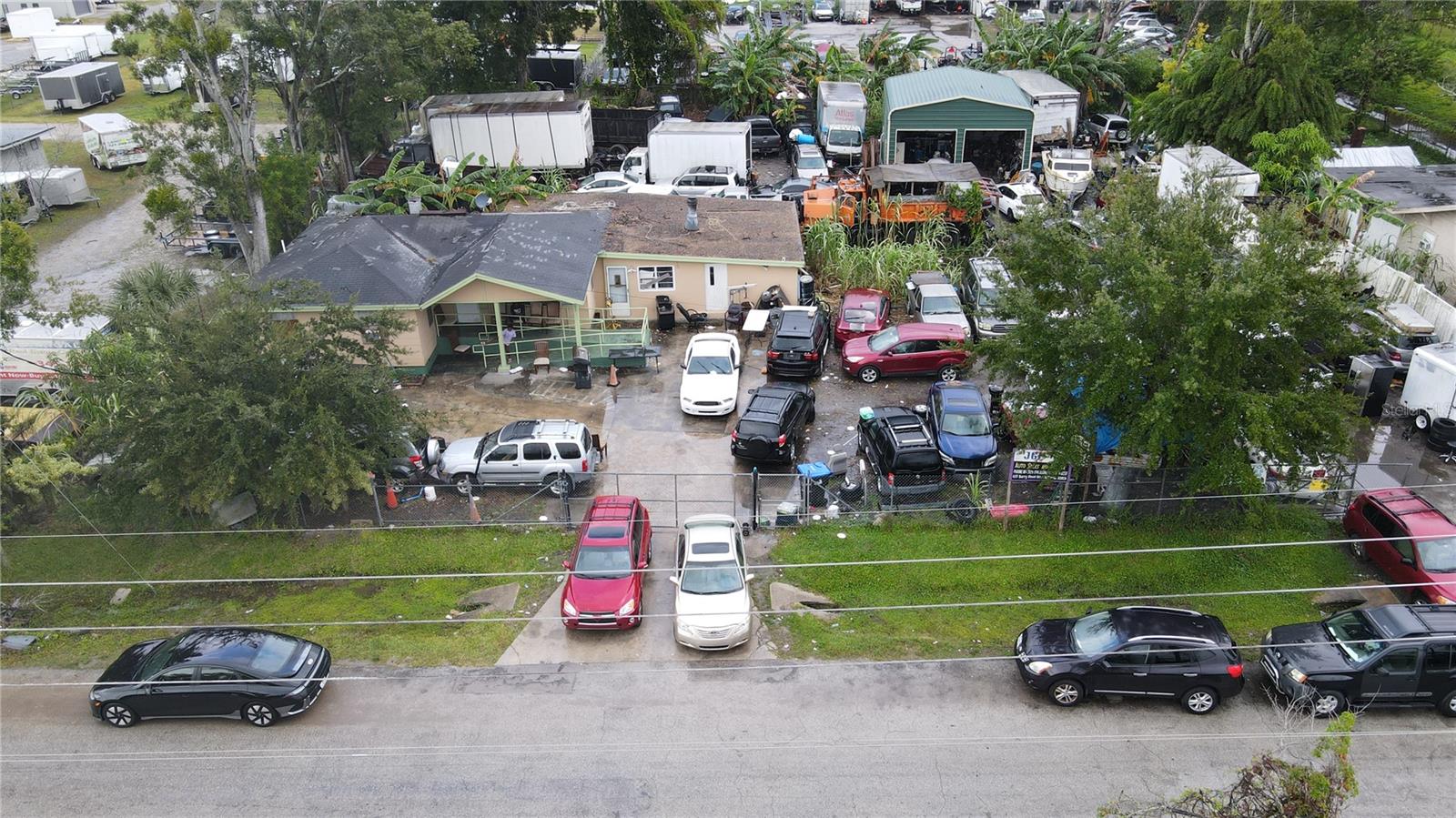 PINE VILLA - Commercial Sale