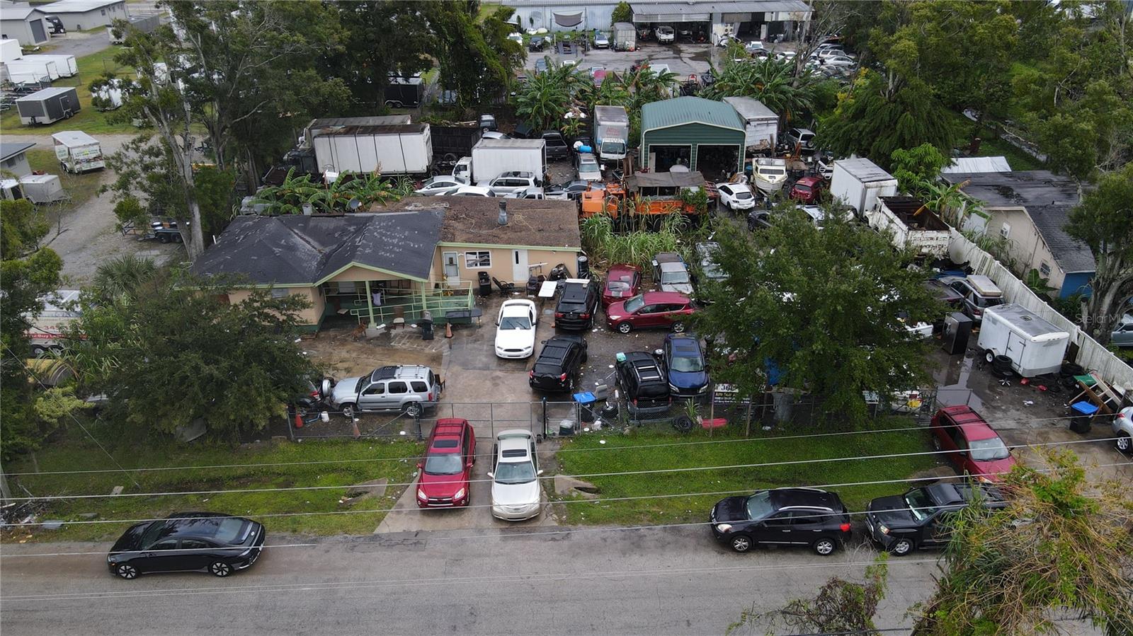 PINE VILLA - Commercial Sale