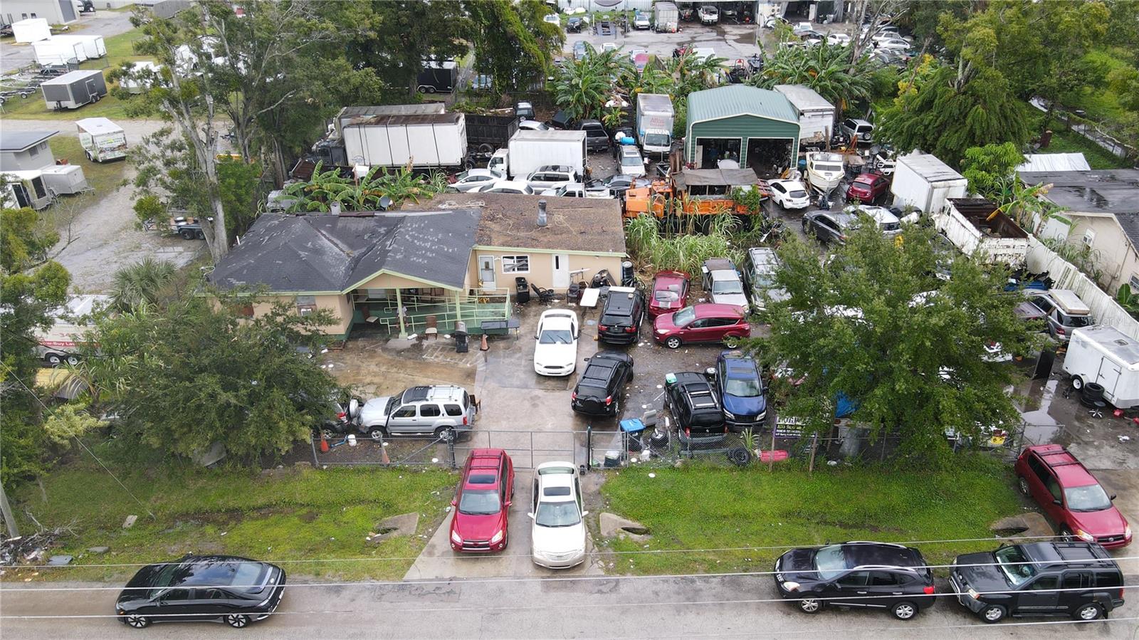 PINE VILLA - Commercial Sale