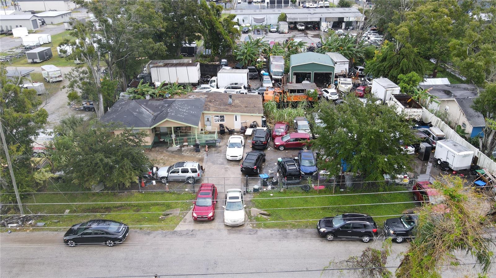 PINE VILLA - Commercial Sale