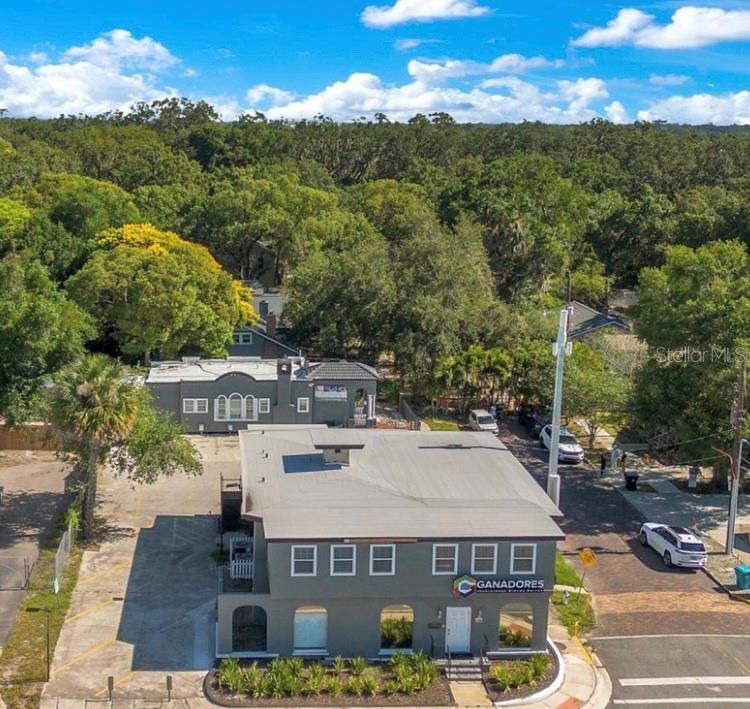 733 W COLONIAL DRIVE