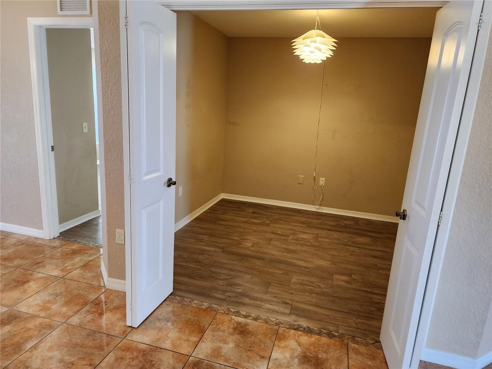 MARION OAKS 09 - Residential