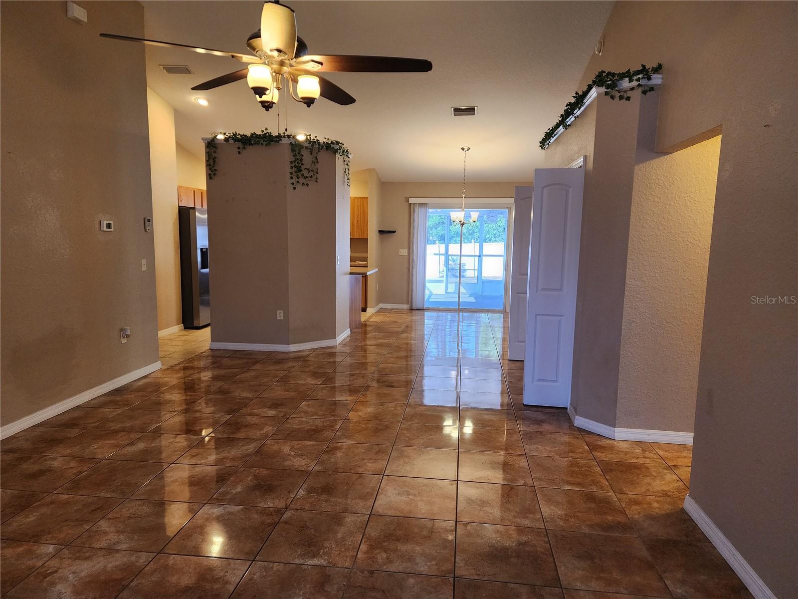 MARION OAKS 09 - Residential