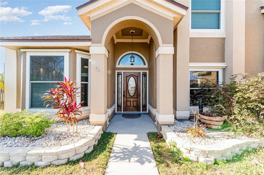 Photo of 2930 Pembridge Street, Kissimmee, FL 34747 (MLS # G5104985)