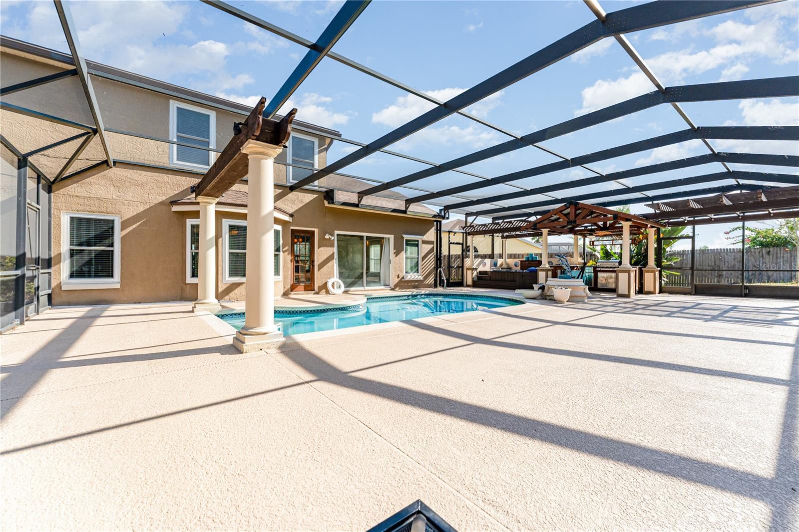 LINDFIELDS UNIT 3 - Residential