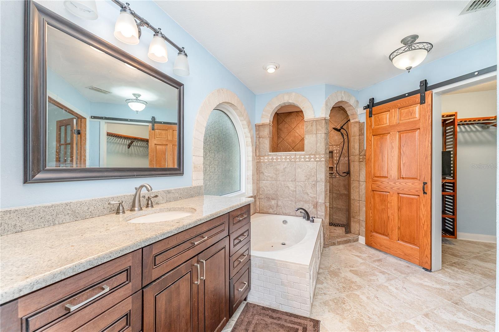 LINDFIELDS UNIT 3 - Residential