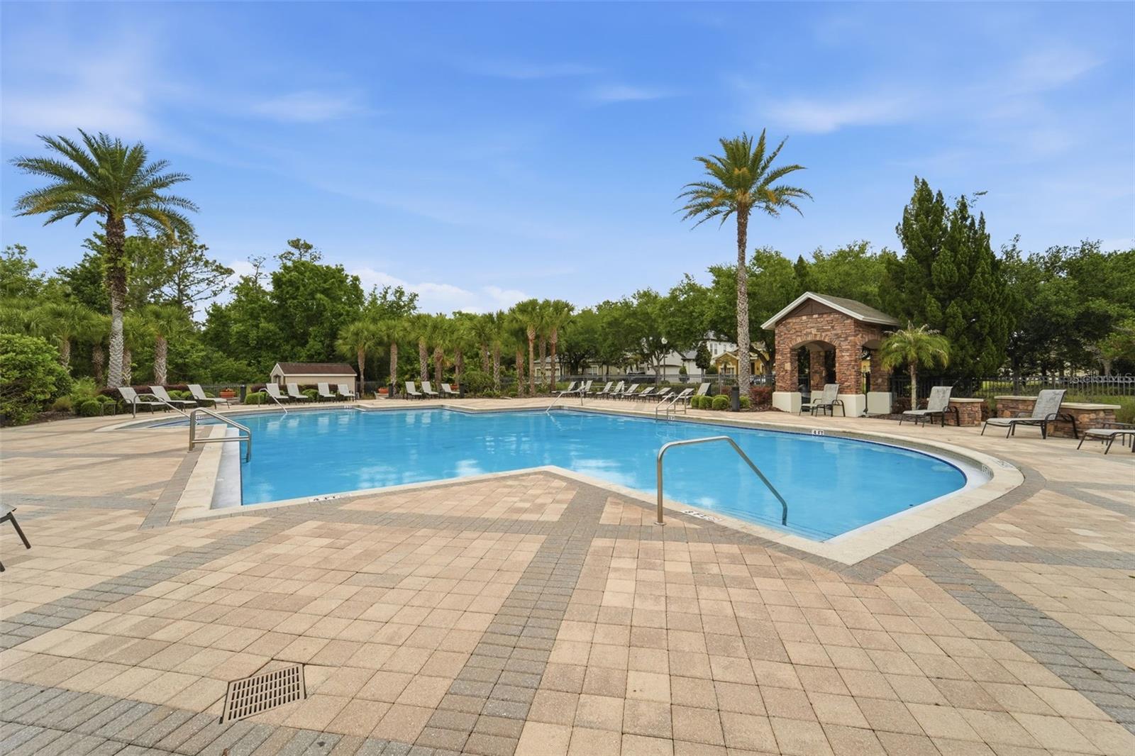 WOODLAND LAKES PRESERVEA - Residential