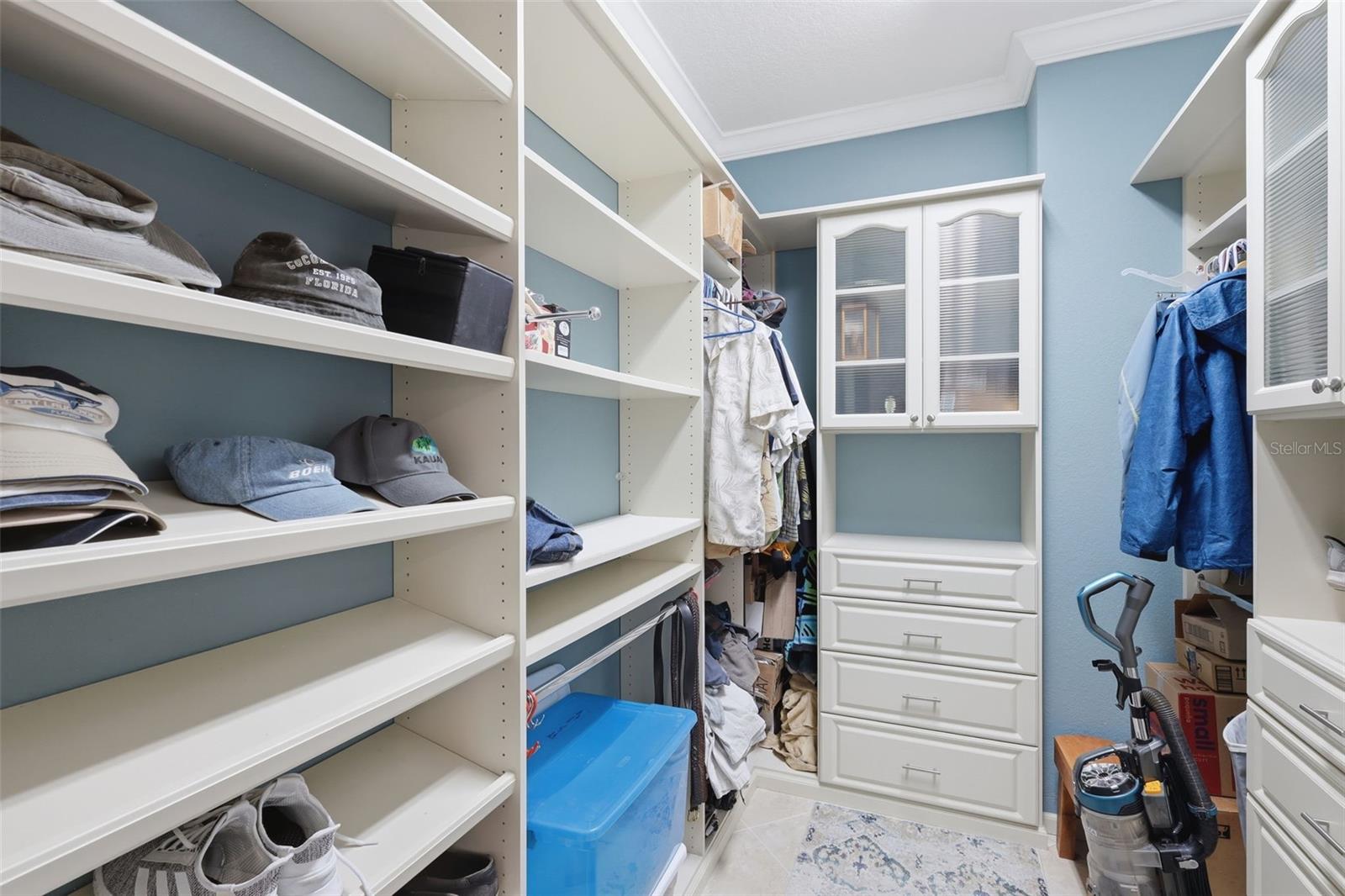 WOODLAND LAKES PRESERVEA - Residential