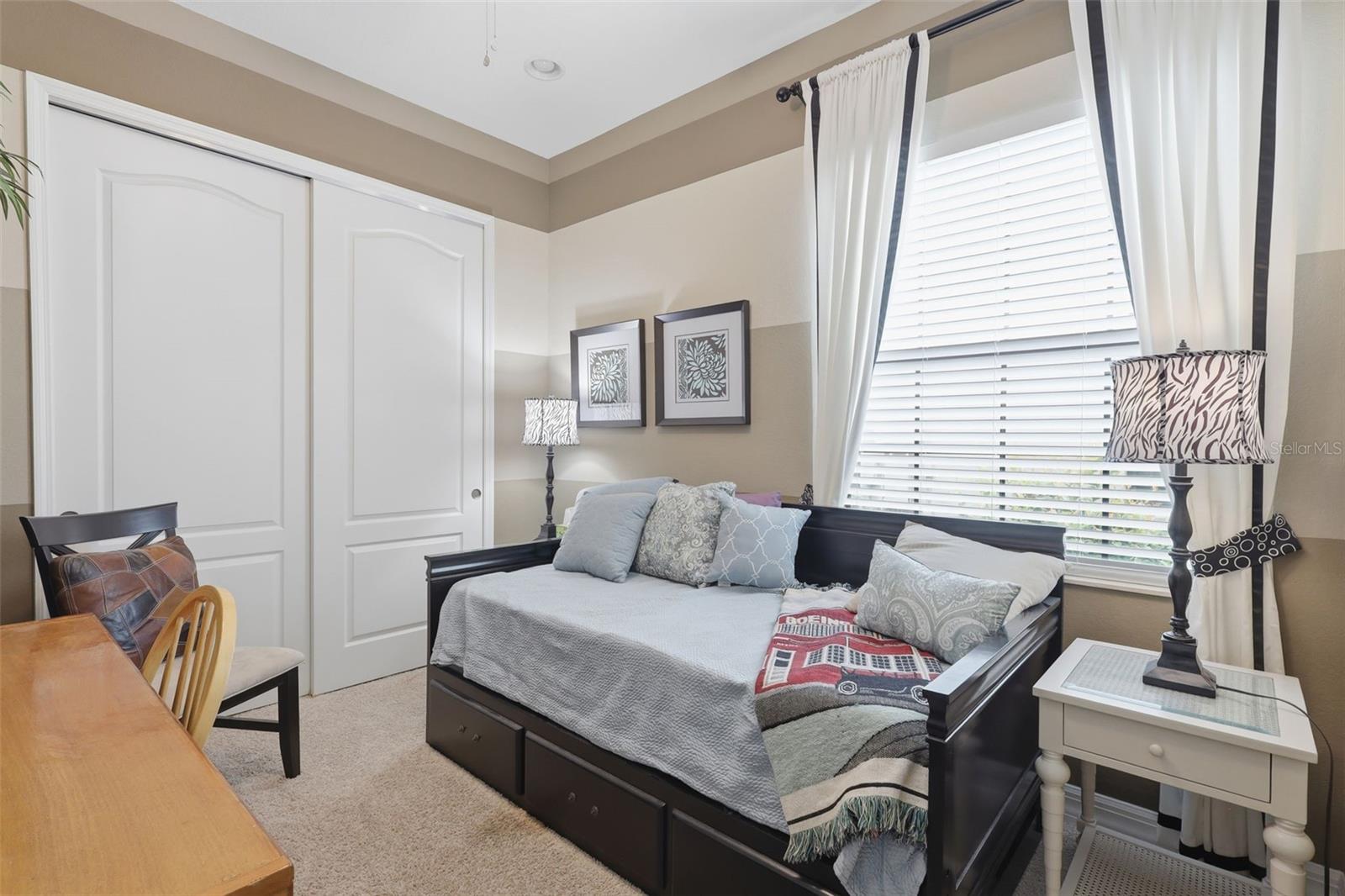 WOODLAND LAKES PRESERVEA - Residential