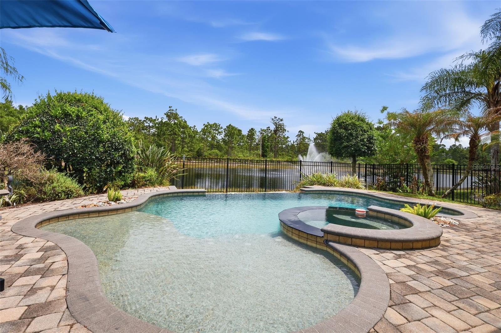 WOODLAND LAKES PRESERVEA - Residential