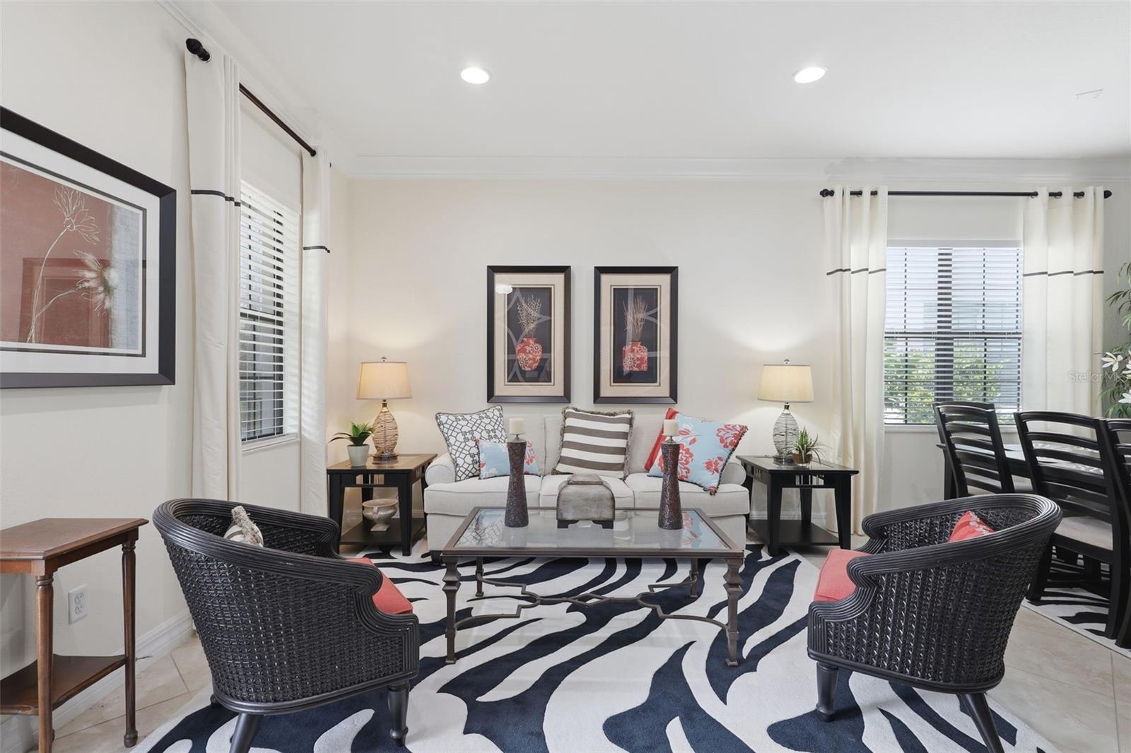 WOODLAND LAKES PRESERVEA - Residential