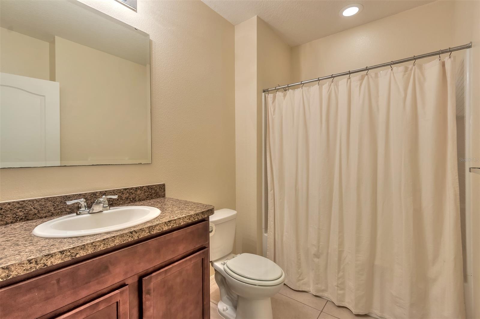 Edgewater Lakes N Ph 01A - Residential